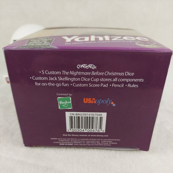 Yahtzee Tim Burton’s The Nightmare Before Christmas Travel Edition - Picture 9 of 10